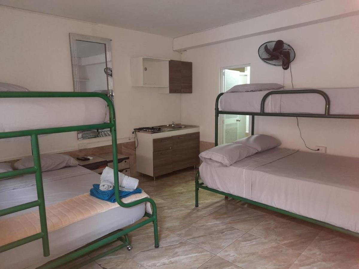 Alborada Hostel B&B Santa Marta  Exteriör bild